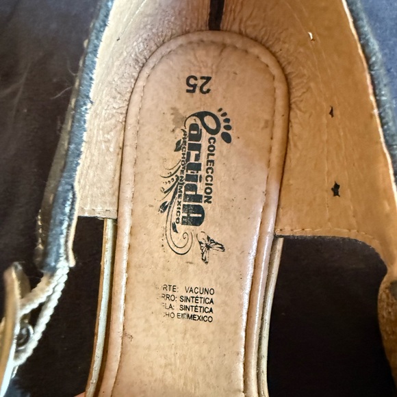 Corral Black Sandals with Vibrant Floral Embroidery - Picture 4 of 5